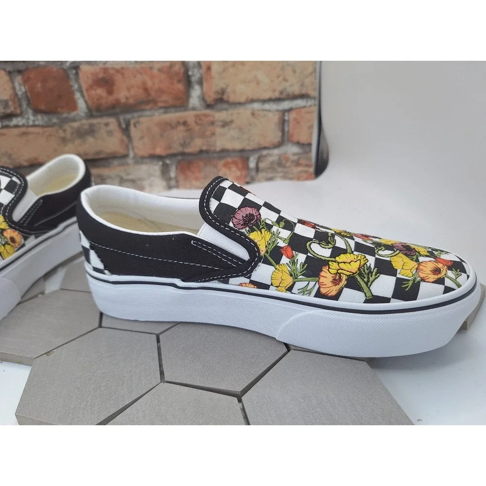Vans  Classic Slipon Poppy Checkerboard Flower Women Sz 7 Lifted Platform 1.5 in - Picture 10 of 12